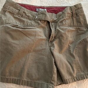 Columbia Women's Cargo Shorts - Tan